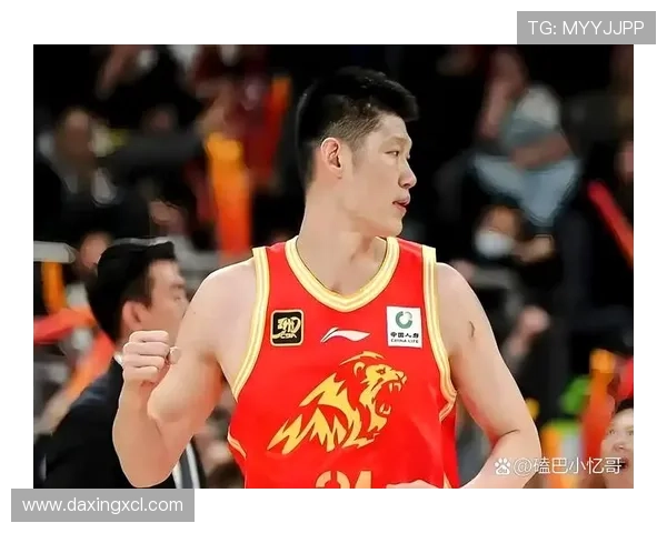 篮球赛场意外变身格斗场张昊抱摔胡金秋引发孙铭徽强烈不满